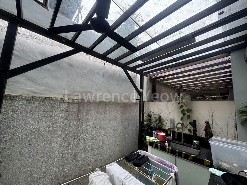 4 Bed Semi-Detached House (Landed) for Rent in  Springleaf Villas - Image 6