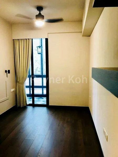 1 Bed Condo for Sale in  1919 - Image 4