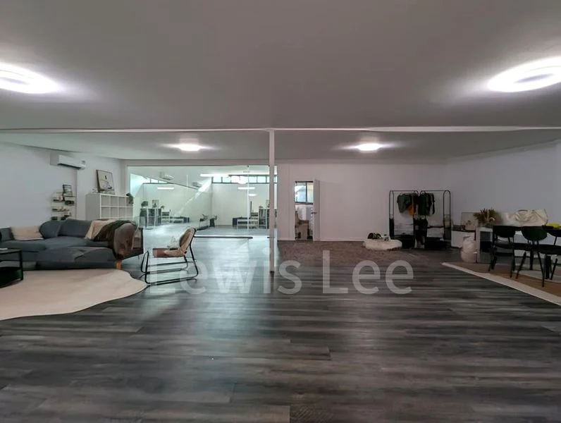 Shop / Shophouse for Rent: L2 Retail Office @ Serangoon, Lor Ah Soo Area - Image 5