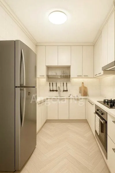 5 Room (5I) HDB for Sale in  756 Woodlands Avenue 4 - Image 10