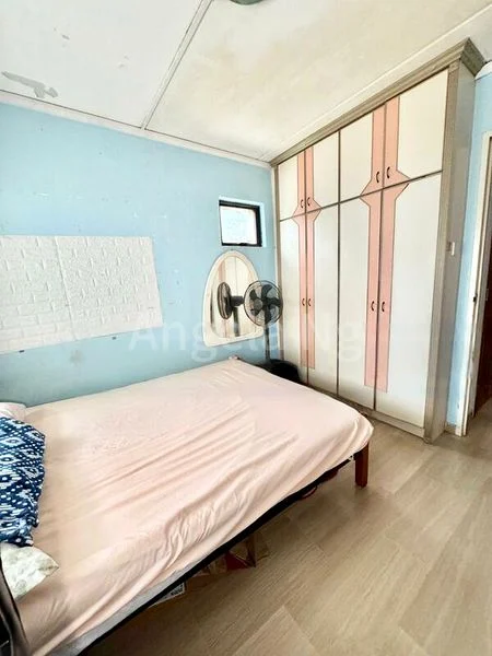 5 Room (5I) HDB for Sale in  756 Woodlands Avenue 4 - Image 5