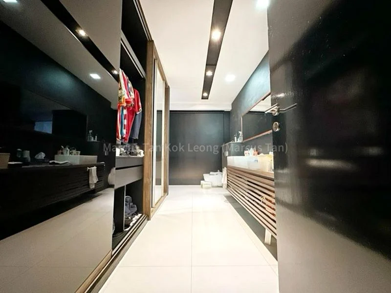 4 Bed Bungalow (Landed) for Sale in Jalan Senang - Image 5