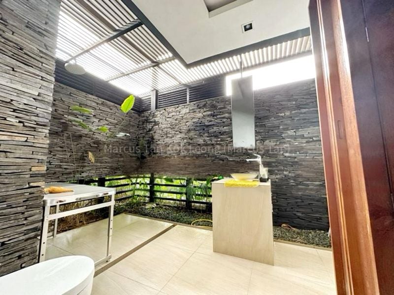 4 Bed Bungalow (Landed) for Sale in Jalan Senang - Image 3