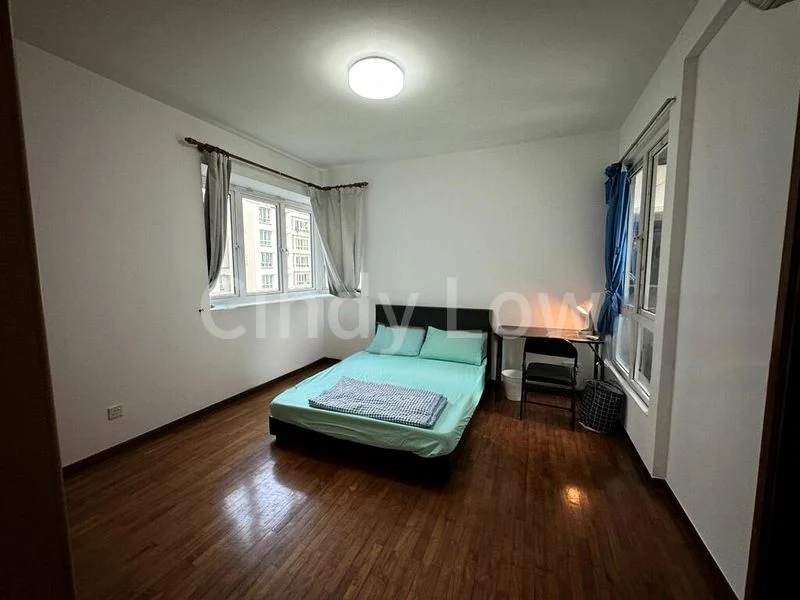 6 Bed Executive Condo for Rent in  The Floravale - Image 11