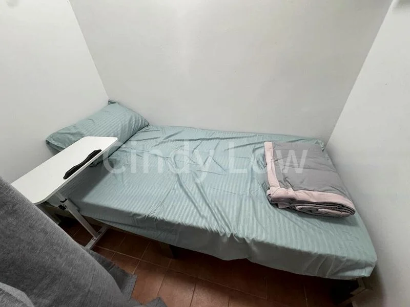 6 Bed Executive Condo for Rent in  The Floravale - Image 1