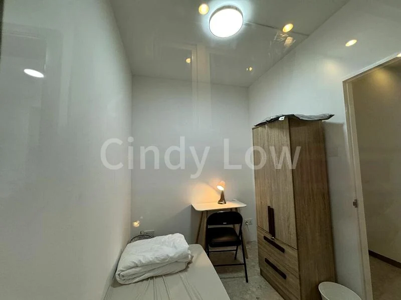 6 Bed Executive Condo for Rent in  The Floravale - Image 14