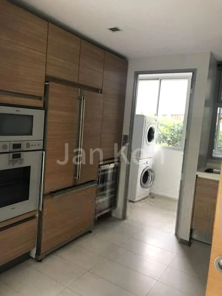 3 Bed Condo for Rent in  Suites @ Cairnhill - Image 3