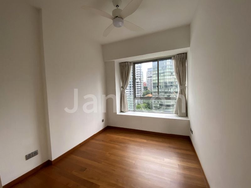 3 Bed Condo for Rent in  Suites @ Cairnhill - Image 17
