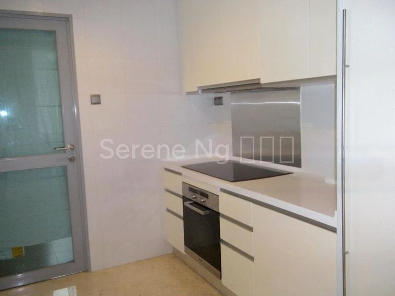 4 Bed Condo for Rent in  Paterson Residence - Image 8