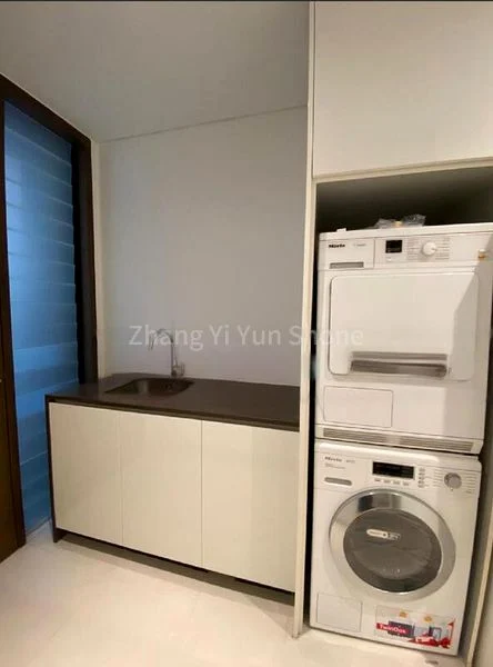 4 Bed Condo for Rent in  Lloyd Sixtyfive - Image 10