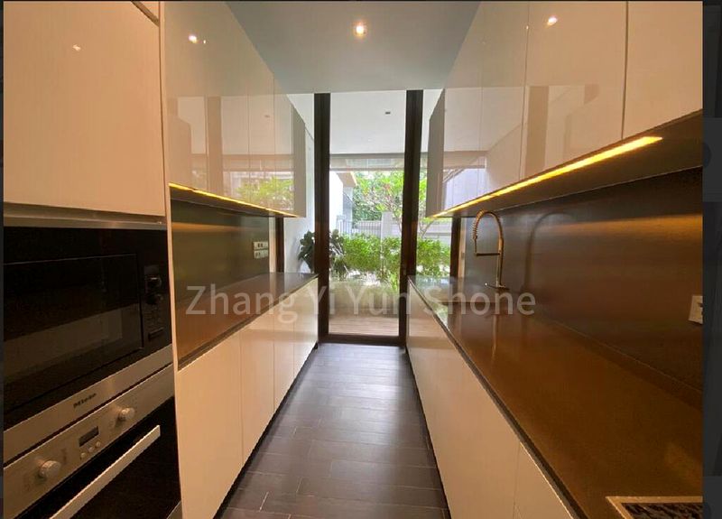 4 Bed Condo for Rent in  Lloyd Sixtyfive - Image 6