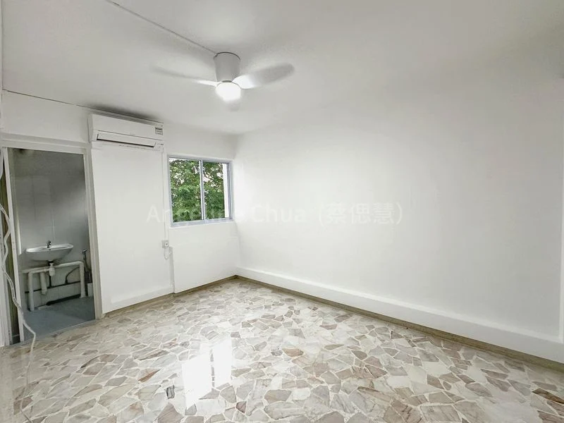 Common Room (HDB) for Rent in  144 Jalan Bukit Merah - Image 3
