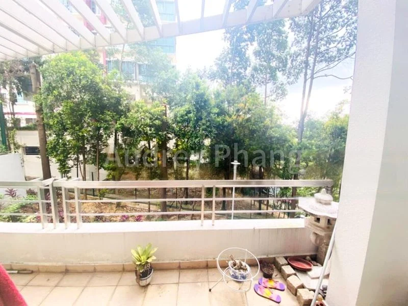 3 Bed Condo for Sale in  Sunglade - Image 2