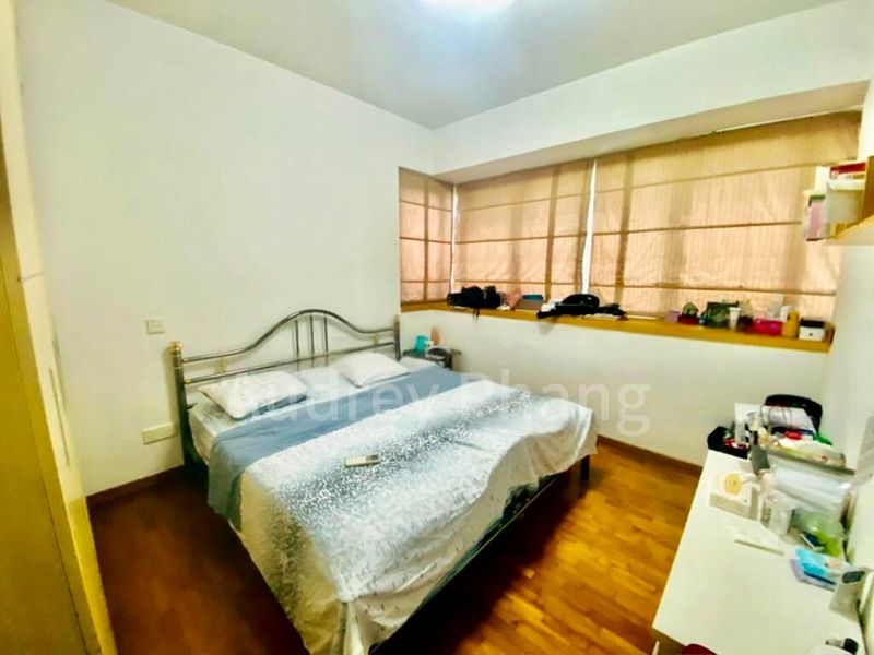 3 Bed Condo for Sale in  Sunglade - Image 11