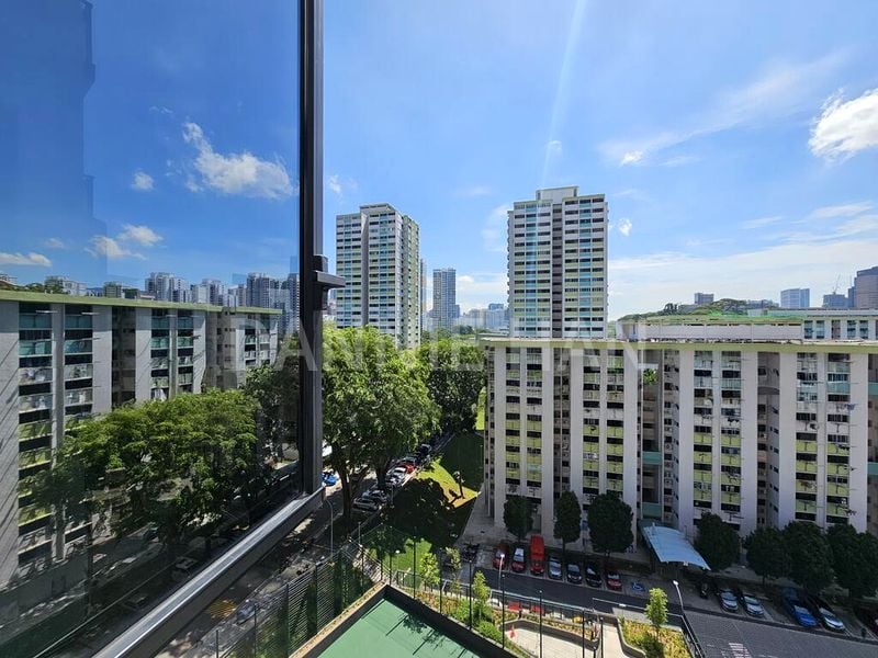 3 Bed Condo for Rent in  Avenue South Residence - Image 5