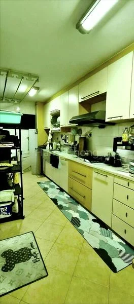 5 Room (5A) HDB for Sale in 184B Rivervale Crescent - Image 7