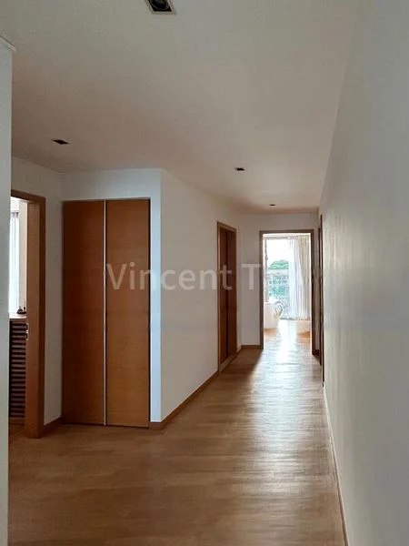 4 Bed Condo for Rent in  The Oceanfront @ Sentosa Cove - Image 9