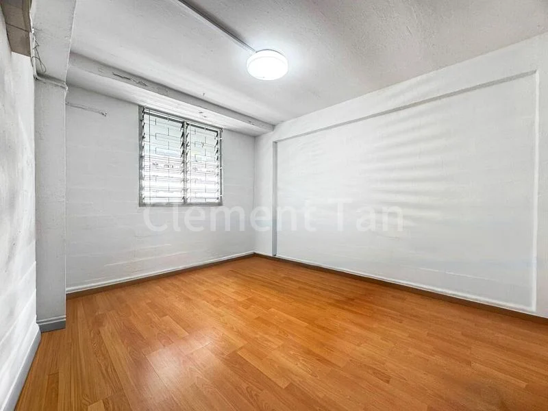 3 Room (3I) HDB for Sale in  1 Ghim Moh Road - Image 3