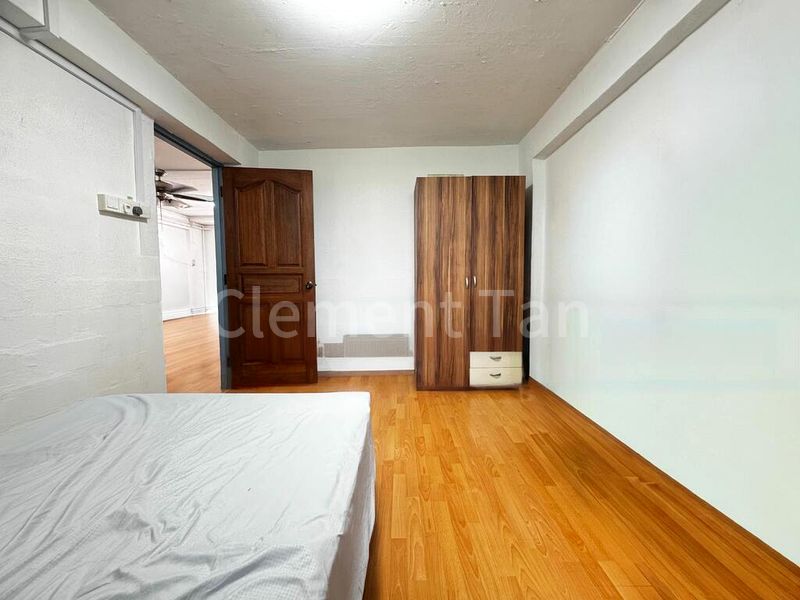 3 Room (3I) HDB for Sale in  1 Ghim Moh Road - Image 5