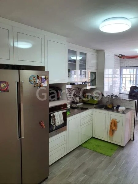 Common Room (HDB) for Rent in  219 Serangoon Avenue 4 - Image 8