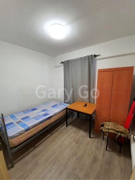 Common Room (HDB) for Rent in  219 Serangoon Avenue 4 - Image 7