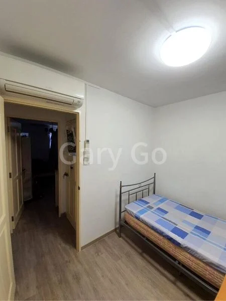 Common Room (HDB) for Rent in 219 Serangoon Avenue 4 - Image 6