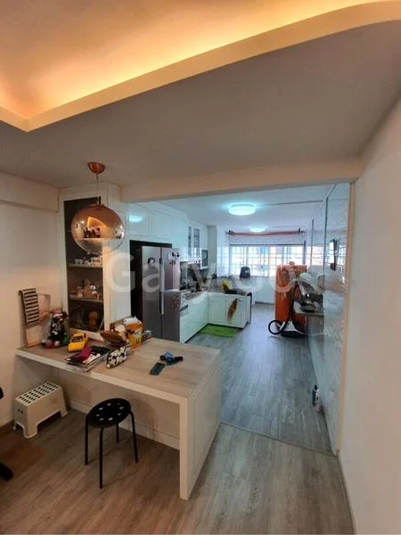 Common Room (HDB) for Rent in 219 Serangoon Avenue 4 - Image 2