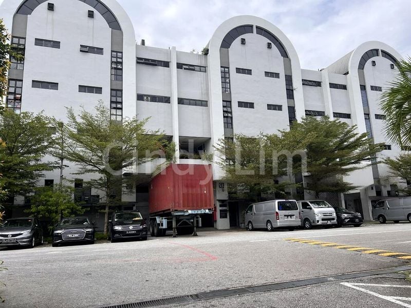 Light Industrial (B1) for Rent: Henderson Industrial Park - Image 11