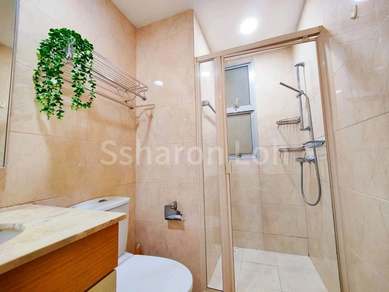 Common Room (Condo) for Rent in The Lakeshore - Image 2