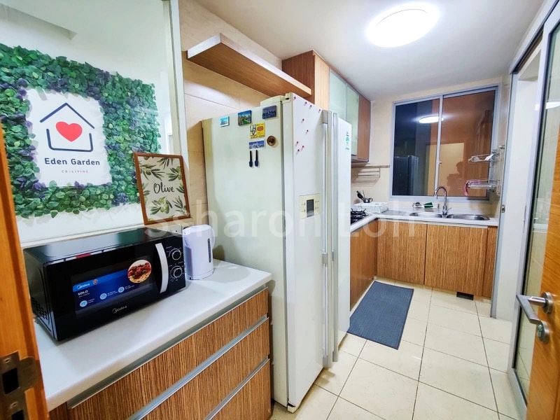 Common Room (Condo) for Rent in The Lakeshore - Image 1