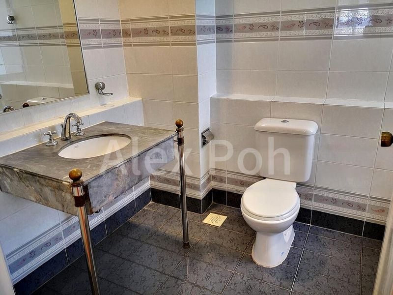 4 Bed Condo for Rent in Leonie Condotel - Image 8