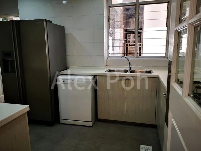 4 Bed Condo for Rent in Leonie Condotel - Image 16