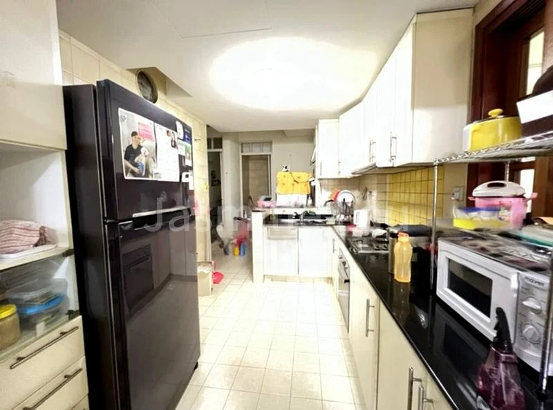 3 Bed Condo for Sale in Compass Heights - Image 10