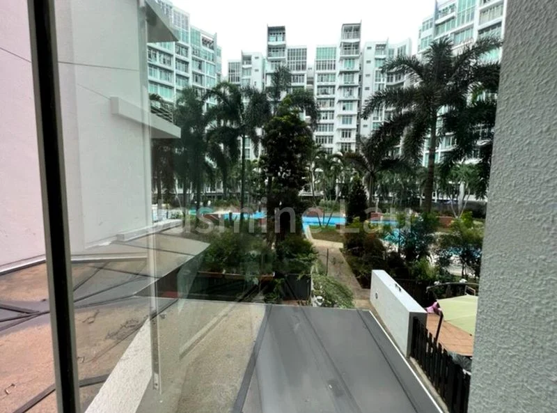 3 Bed Condo for Sale in Compass Heights - Image 4