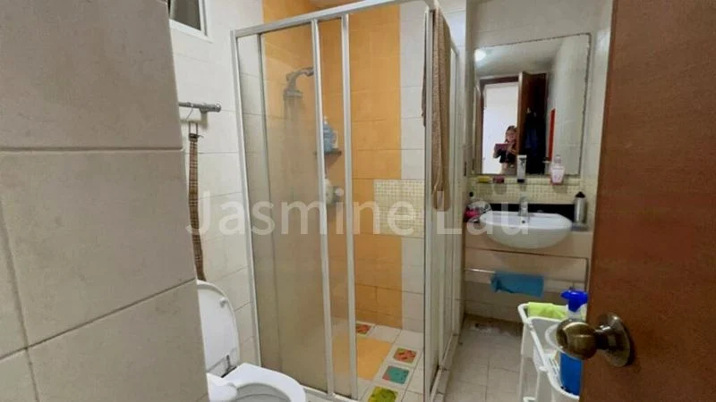 3 Bed Condo for Sale in Compass Heights - Image 5