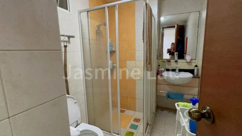 3 Bed Condo for Sale in Compass Heights - Image 12