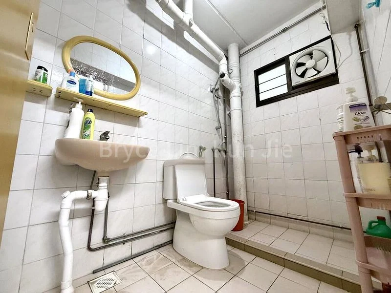 Common Room (HDB) for Rent in  537 Woodlands Drive 16 - Image 6