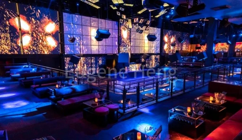 Food & Beverage for Rent: Large Nightclub Flower Joint for Takeover - Image 3