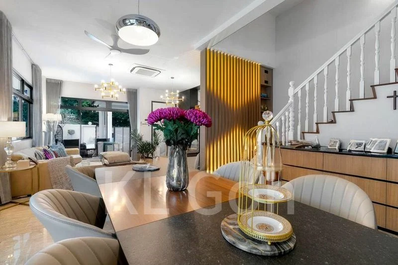 4 Bed Corner Terrace (Landed) for Sale in  Summerlea Green - Image 9