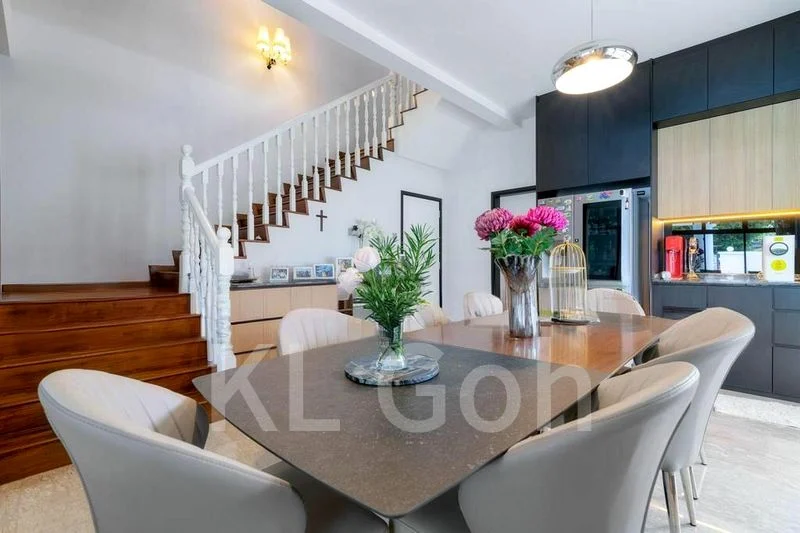 4 Bed Corner Terrace (Landed) for Sale in  Summerlea Green - Image 8