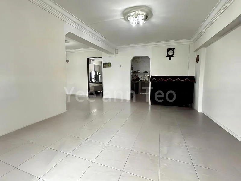 5 Room (5I) HDB for Rent in  738 Jurong West Street 75 - Image 1