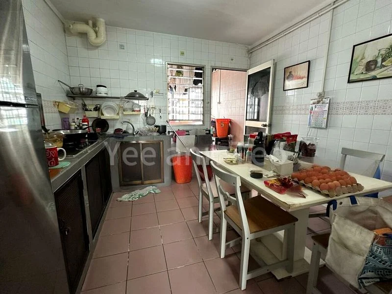 5 Room (5I) HDB for Rent in  738 Jurong West Street 75 - Image 15