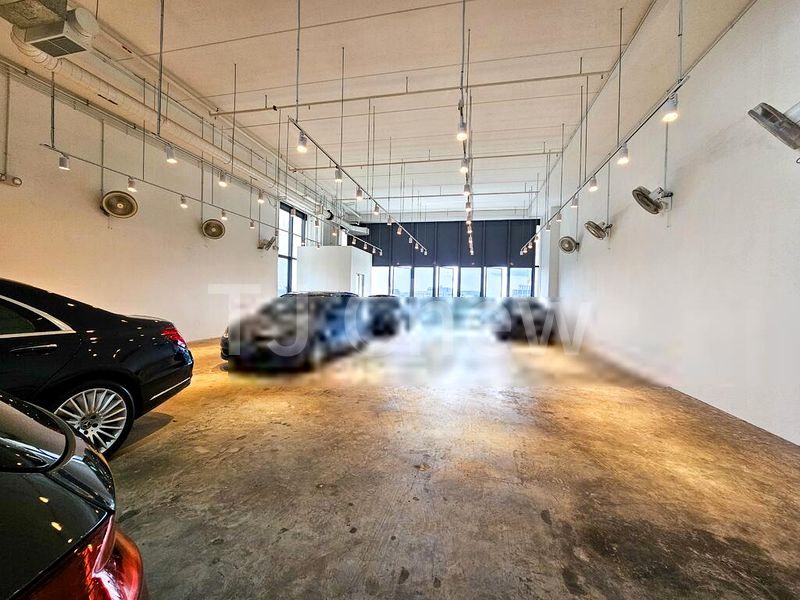 REVV: Factory / Workshop (B2) for Sale: 1,500 Sq Ft Industrial Unit, on Mill Lane, LS27 - Image 2