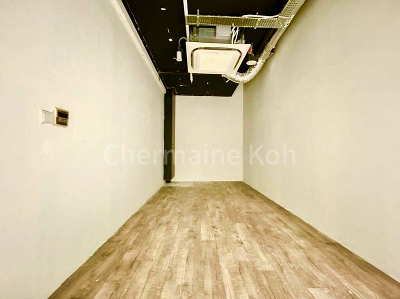 Shop / Shophouse for Sale in  Oxley Tower - Image 4