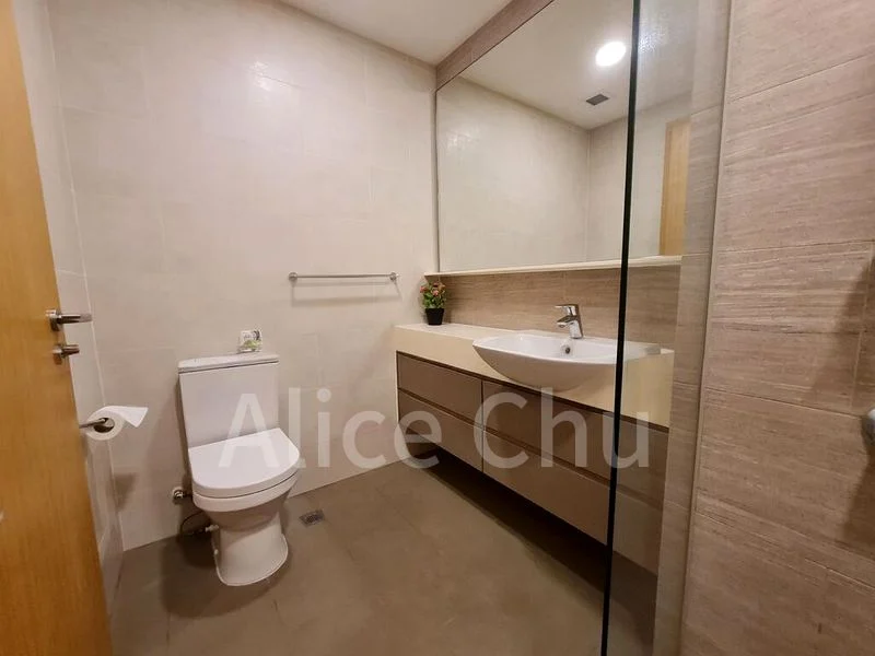 2 Bed Condo for Rent in  The Glades - Image 9