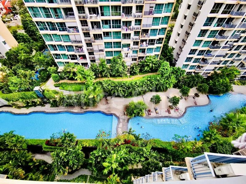 2 Bed Condo for Rent in  The Glades - Image 7