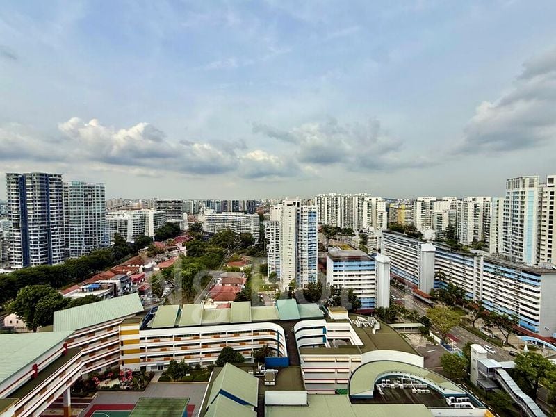 3 Bed Condo for Rent in  Eight Riversuites - Image 4