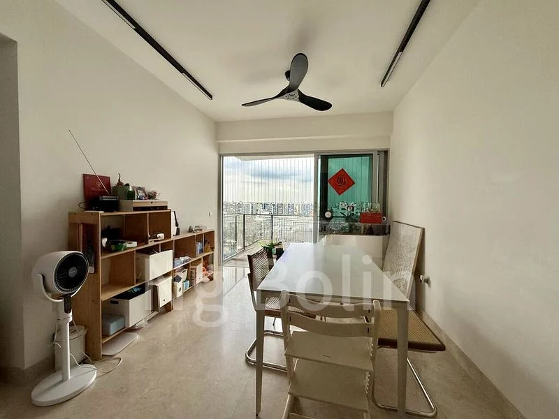 3 Bed Condo for Rent in  Eight Riversuites - Image 1