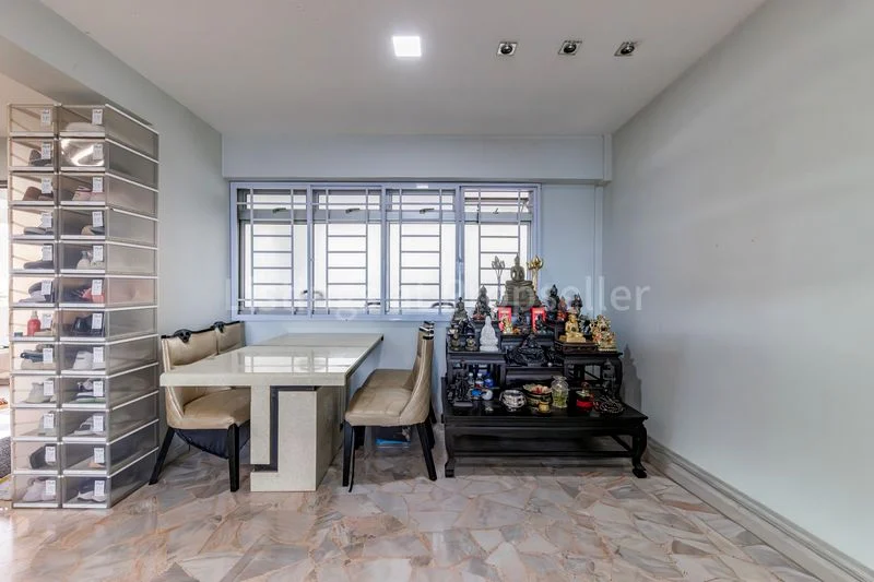 5 Room (5I) HDB for Sale in 557 Pasir Ris Street 51 - Image 5