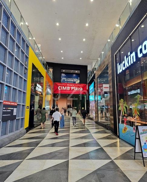 Office for Rent: 16 Collyer Quay - Image 1